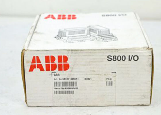 Module d'entrée du module 3BSE008550R1 Digital de PLC de DO821 S800 230VAC