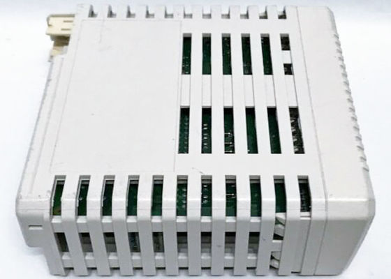 Module d'entrée du module 3BSE008550R1 Digital de PLC de DO821 S800 230VAC