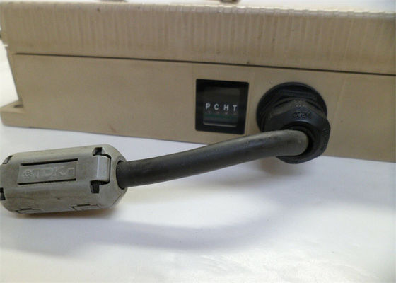 Omron V690-HMG01A ANTENNA/CONTROLLER contrôleur programmable de logique de PLC de 2,4 gigahertz