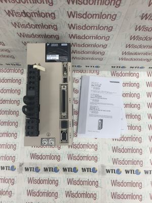 Commande de moteur servo à C.A. de 1PH 200-230V, YASKAWA Servopack SGDV-5R5A01A 50/60HZ 3.7A