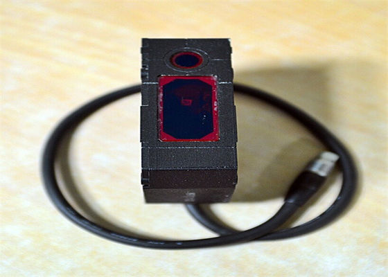 Contrôleur programmable PRINCIPAL de logique de PLC de HAUTE PRÉCISION de CAPTEUR de laser d'Omron Z300-S5T