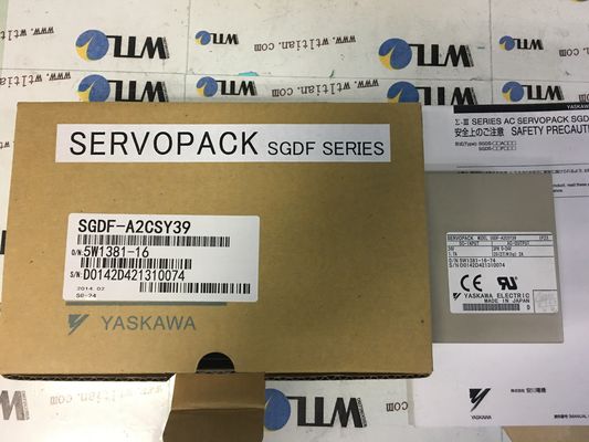 Le servo industriel conduit YASKAWA SGDF-A2CSY39 SERVOPACK tout neuf