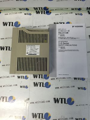 Un moteur de Yaskawa de garantie d'an conduit SGD-A3AP Servopack 1PH 200-230V 50/60HZ 11AMPS