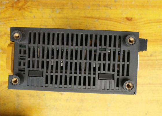 Contrôleur programmable de logique de PLC du CONTRÔLEUR PNP W/ETHERNET d'Omron F210-C15-ETN F210