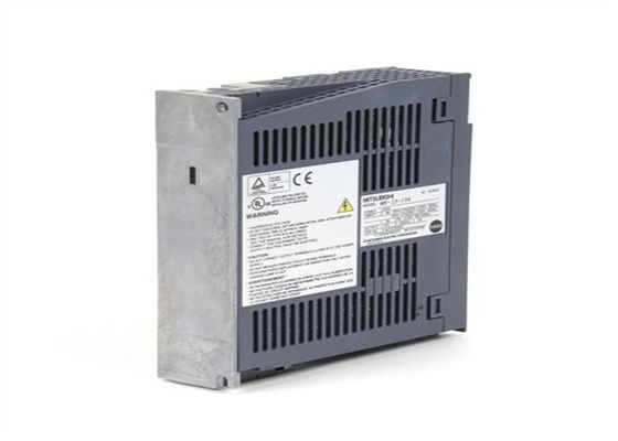 C.A. triphasé 200-230 V d'amplificateur servo à C.A. de MR-J3-10A Mitsubishi 50/60 hertz