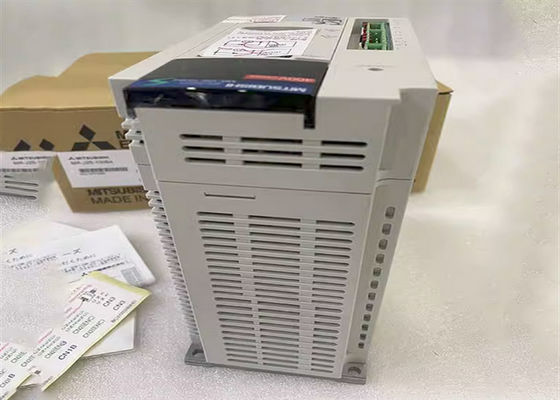 Amplificateur servo MELSERVO MR-J2S à C.A. de MR-J2S-350B-PR113 Mitsubishi