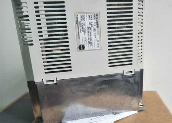 AMPLIFICATEUR SERVO à C.A. du NOUVEAU 3.5KW 3PH LECTEUR MR-J2S-350CP 200V 16A de Mitsubishi
