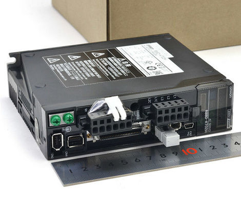 C.A. servo 200 d'OMRON R88D-KT02H | 230VAC l'approvisionnement 1.6A 230V chargent 200 W