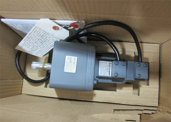 MOTEUR SERVO industriel HA-FF053G1 de Mitsubishi 50W AVEC la puissance élevée de VITESSE pour la machine à coudre