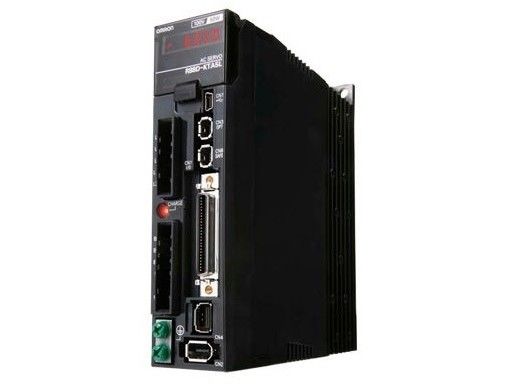 Le CONDUCTEUR SERVO 16.5A 480V d'OMRON R88D-KN50F-ML2 CHARGENT 5 kilowatts 380 | 480VAC