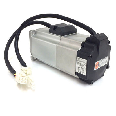 LES SERVOMOTEURS DU WATT 3000-R/MIN D'OMRON R88G-HPG14A45050B 50 RÉPERCUTENT 3 ARCMINUTES DE MAX
