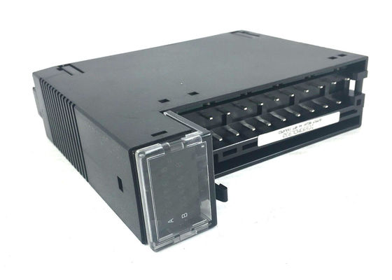 POINTS DISCRET AC/DC DE MODULE D'ENTRÉE-SORTIE DE GE IC693MDL930 LES 8 ONT PRODUIT 120/240 VCA RELAIS DE 5/24/125 VOLTS CONTINU NORMALEMENT OUVERT