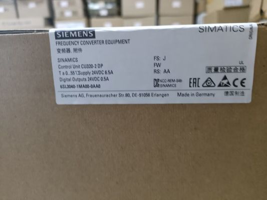DP de Siemens 6SL3040-1MA00-0AA0 CU320-2 AVEC l'INTERFACE de PROFIBUS SANS CARTE FLASH COMPACTE.