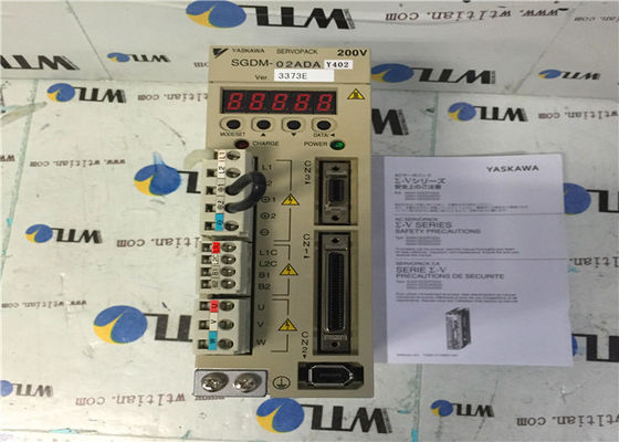 Le servo industriel de 50/60HZ SERVOPACK conduit YASKAWA SGDM-02ADAY402 200W