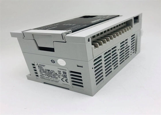 MODULE FX5 5 DE MITSUBISHI FX5-ENET/IP ETHERNET/IP 3 6 DANS LE MODULE DE LOGIQUE DE VOLTS CONTINU