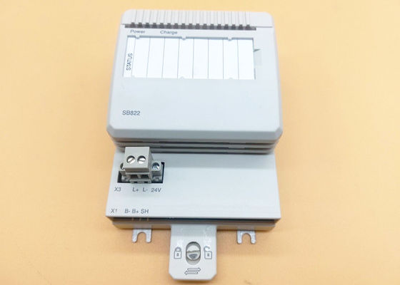 L'unité 3BSE018172R1 DIN de la batterie SB822 rechargeable a clôturé le module d'alimentation