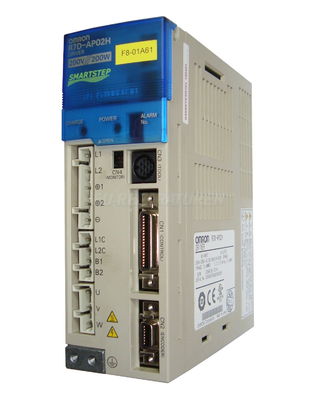 L'IMPULSION SERVO du CONDUCTEUR 30W d'Omron R7D-APA3H A ENTRÉ 240 la charge MONOPHASÉE de VCA 0.42A 200V