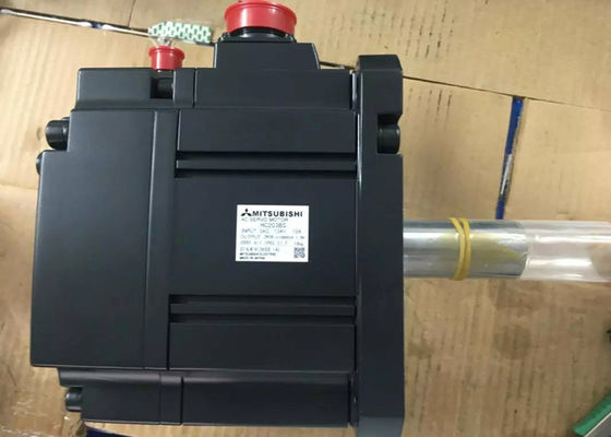 Moteur servo industriel HC203BS à C.A. de Mitsubishi avec des moteurs de commande numérique par ordinateur de l'encodeur OSA105S2