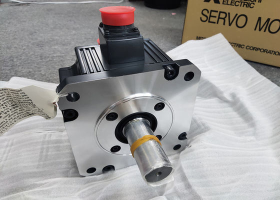 Moteur servo industriel HC203BS à C.A. de Mitsubishi avec des moteurs de commande numérique par ordinateur de l'encodeur OSA105S2