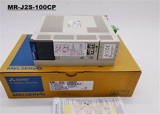 AMPLIFICATEUR SERVO DE MITSUBISHI MR-J2S-100CP AVEC LE KILOWATT 200 V DU TABLEAU 1 DE MOUVEMENT