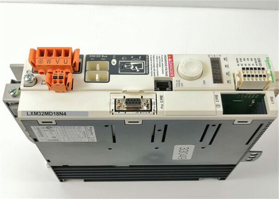 SERVO DE MOUVEMENT DE SCHNEIDER LXM32AD18N4 CONDUIRE LA PHASE 3 DE LEXIUM 32 1,8 KILOWATTS 208-480 VCA 50/60 HERTZ 18 AMPÈRES