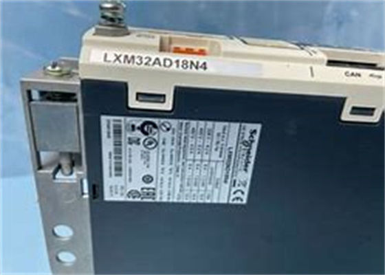 SERVO DE MOUVEMENT DE SCHNEIDER LXM32AD18N4 CONDUIRE LA PHASE 3 DE LEXIUM 32 1,8 KILOWATTS 208-480 VCA 50/60 HERTZ 18 AMPÈRES
