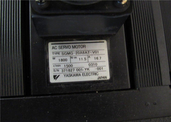 Série électrique industrielle du moteur servo 1800W SGMG à C.A. de SGMG-20A6AT-VO1 Yaskawa nouvelle