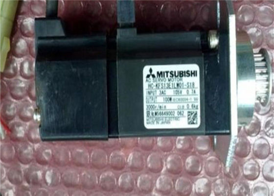 NOUVEAU moteur servo industriel HC-KFS13E1LW01-S18 3AC 105V 0.7A de Mitsubishi 100W
