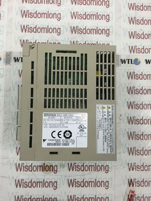 Contrôleur de servo industriel à courant alternatif, entraînement de moteur Yaskawa SGDM-02BDA SERVOPACK