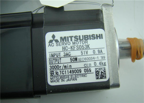 Moteur servo industriel 51V 0.9A à C.A. de Mitsubishi 50W HC-KFS053K NOUVEAU en stock
