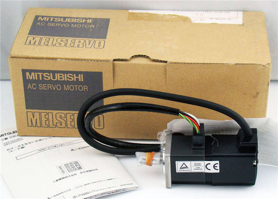 Moteur servo industriel 51V 0.9A à C.A. de Mitsubishi 50W HC-KFS053K NOUVEAU en stock