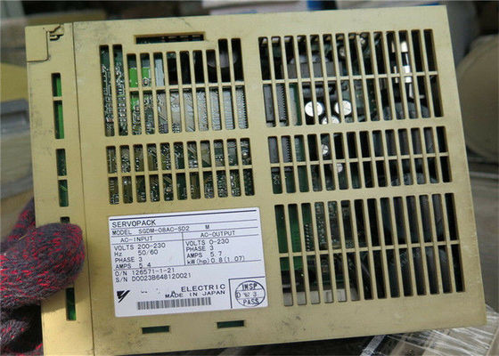 SGDM-08AC-SD2M   La commande servo électrique Yaskawa de Yaskawa a produit 5.7AMPS LE PAQUET SERVO 800Watt