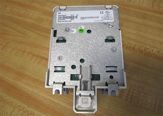Nouveaux supports optiques multi Coverter de Modulebus de mode du module 3BSE036634R1 TB825 d'entrée-sortie d'ABB S800