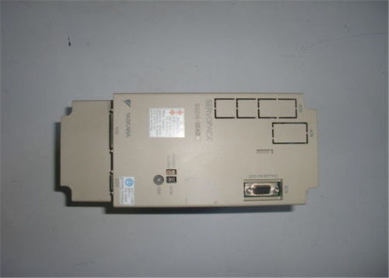 Le lecteur servo 200-230V 9.5A Servopack de SGDB-15ADS Yaskawa a entré 10 ampères