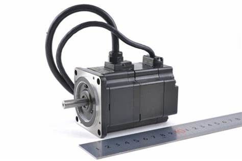Le servo industriel de SGMGH-13ACA61 240V conduit le moteur servo intégré a produit 1.3KW