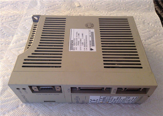 ALIMENTATION d'ÉNERGIE de HP 200 V du lecteur 0,07 de Yasakawa SGDA-A5VP Ac Servo Motor POUR le CONTRÔLE de POSITION