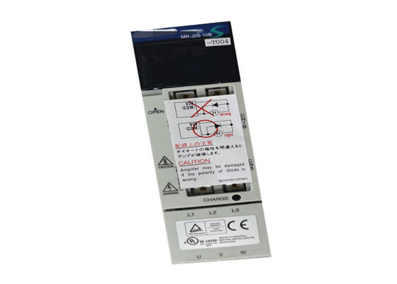 Commande servo industrielle de l'AMPLIFICATEUR MR-J2S-10B-T004 à C.A. 100W de Mitsubishi Electric NOUVELLE en stock