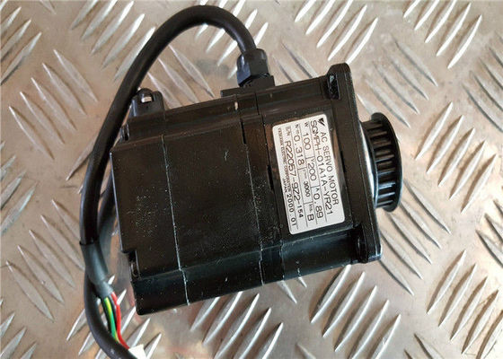 Moteur servo synchrone à C.A. de SGMP-01A312 Yaskawa 3000RPM 2048PPR 100W 200V