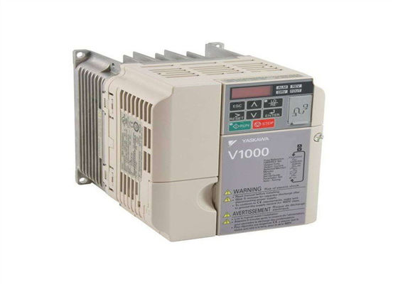 Le lecteur d'inverseur à C.A. de VECTEUR de YASKAWA CIMR-VC4A0005BAA 1.5-2.2 kilowatt 50/60 hertz A ENTRÉ