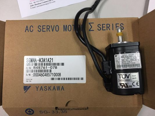 Moteur servo industriel SGMAH-A3A1A21 30W 200V à C.A. de Yaskawa TOUT NEUF