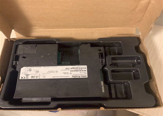 Contrôleur programmable de logique du processeur L72 d'Allen Bradley 1756