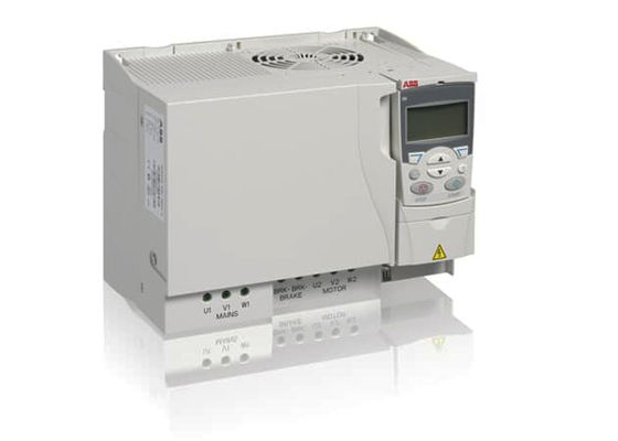 Le C.A. de la basse tension ACS310-03E-48A4-4 conduit 3AUA0000039638 4A IP20