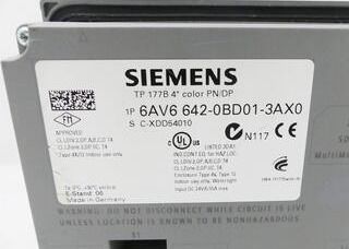 SIEMENS 6AV6642-0EA01-3AX0 520 mégahertz à 32 bits 128 Moctet 32 KBs a intégré S7 instantané
