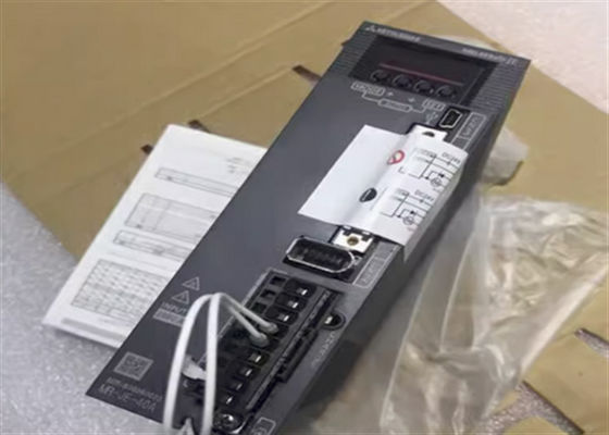 Amplificateur servo MR-JE MELSERVO MR-JE à C.A. de MR-JE-100B Mitsubishi