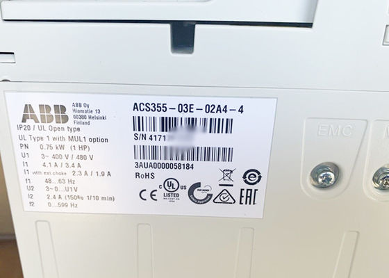 Le C.A. de la basse tension ACS355-03E-02A4-4 conduit 3AUA0000058184 0.75kW 2.4A