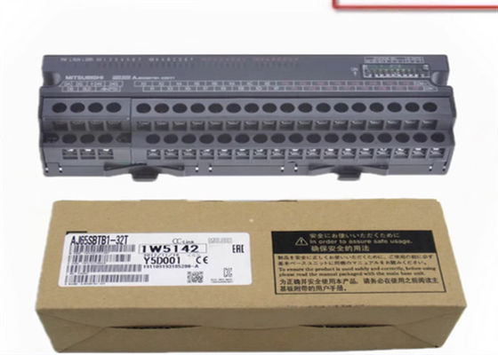 Module d'alimentation d'énergie superflu d'AJ65SBTB1-32T Mitsubishi 4096 points de modèle universel