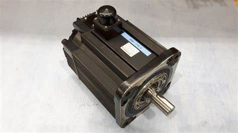 SIGMA S-AXIS 38.1A InsF 1500r/min 200VAC 4400W à C.A. de MOTEUR SERVO de SGMRS-44A2A-YR21 Yaskawa