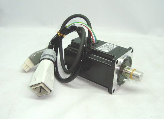Moteur servo industriel 100W 200V à C.A. de Yaskawa de moteur servo de SGMPH-01AAE4CD Japon
