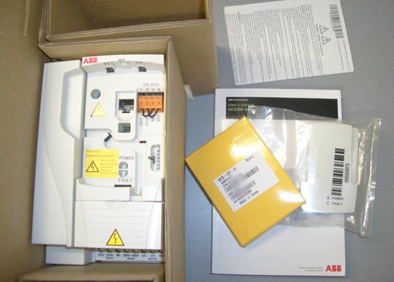 3AUA0000058208 ACS355-03U-17A6-2 Machinerie Convertisseur de fréquence à entraînement alternatif