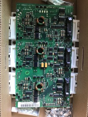 ABB ACS800-04M-0610-7+E208+E210+P901 560kW 560A 205 kg Convertisseur de fréquence 3 phases